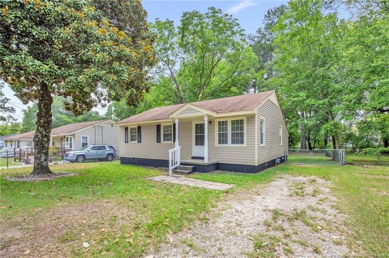 713 Commerce St, Fayetteville, NC 28305