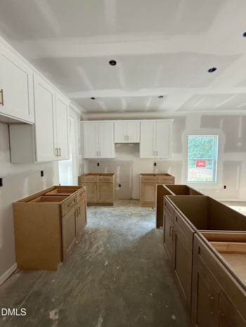 713 Crestview Dr, Durham, NC 27712