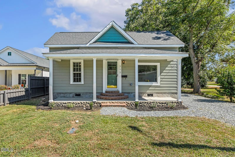 713 Divine St, Dunn, NC 28334