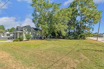 713 Divine St, Dunn, NC 28334