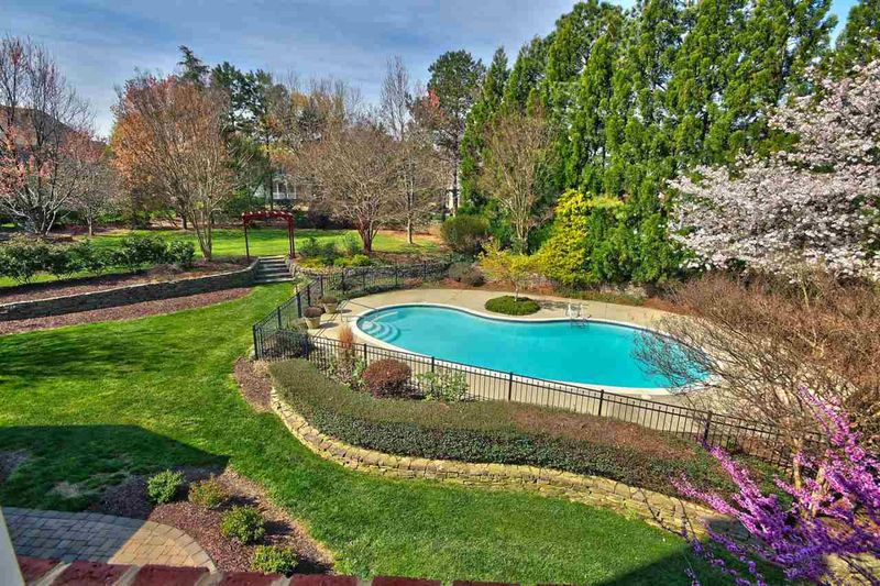 713 Evanvale Ct, Cary, NC 27518