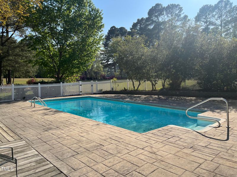 713 Fairway Dr, Clayton, NC 27520