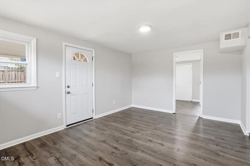 713 Friar Tuck Rd, Raleigh, NC 27610