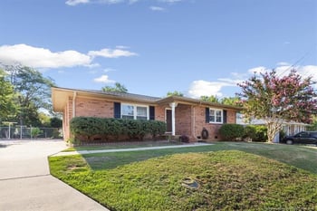 713 Glensford Dr, Fayetteville, NC 28314