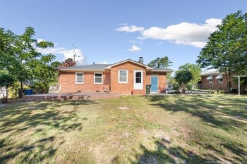 713 Glensford Dr, Fayetteville, NC 28314