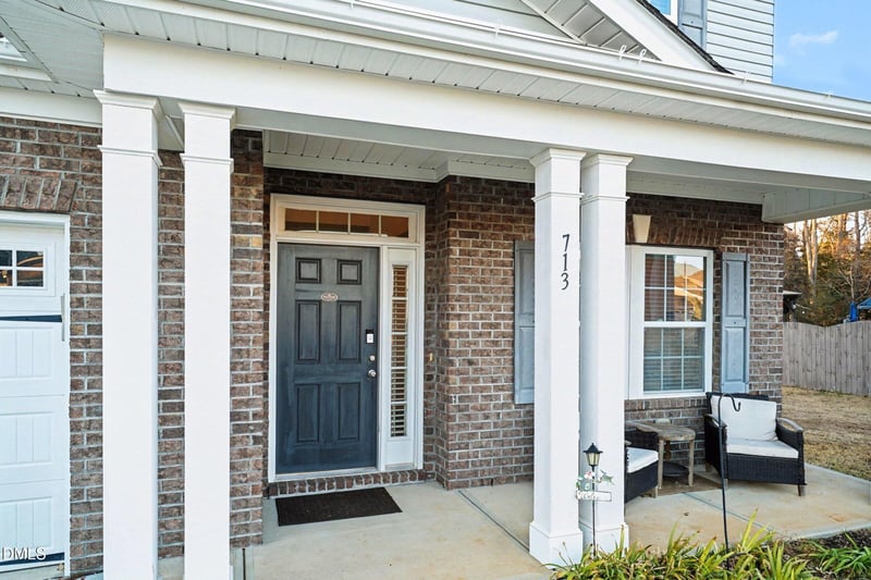 713 Harvest Point Dr, Fuquay Varina, NC 27526