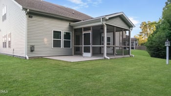 713 Harvest Point Dr, Fuquay Varina, NC 27526