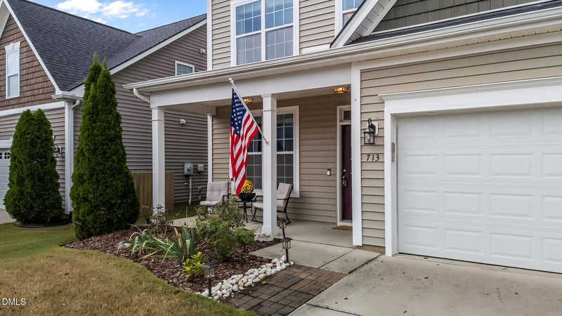 713 Laurel Spring Dr, Fuquay Varina, NC 27526
