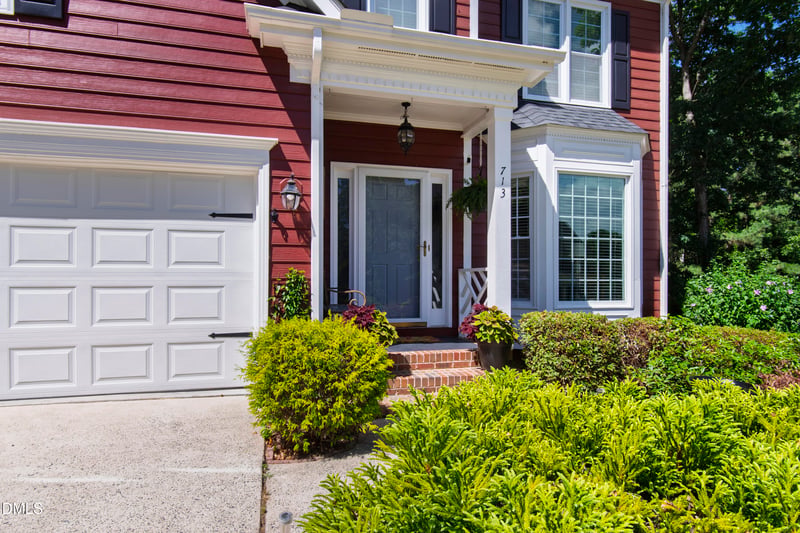 713 Linden Ridge Dr, Holly Springs, NC 27540