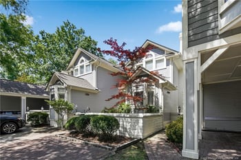 713 Marketview Ct, Fayetteville, NC 28301