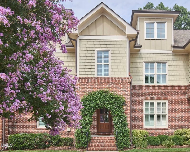 713 Mordecai Towne Pl, Raleigh, NC 27604