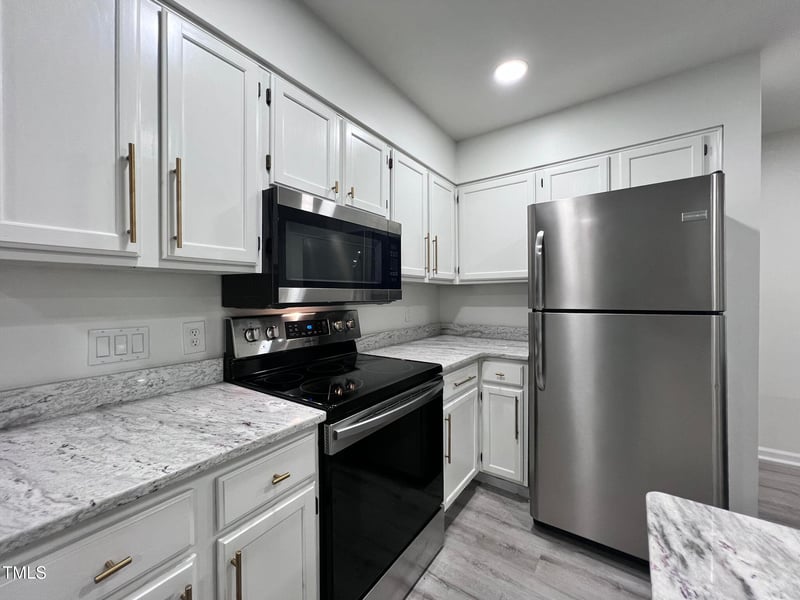 713 New Kent Pl, Cary, NC 27511