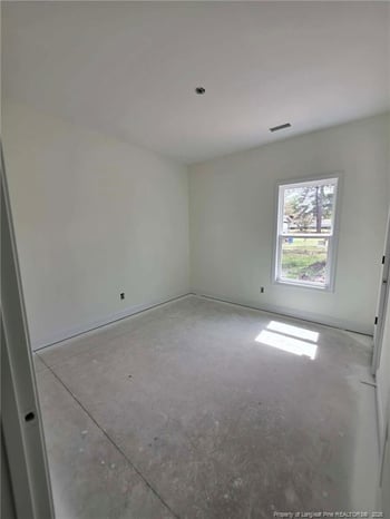 713 Porter Rd, Hope Mills, NC 28348