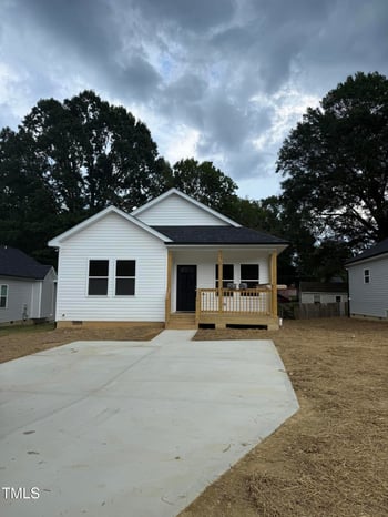 713 Ross St, Burlington, NC 27217