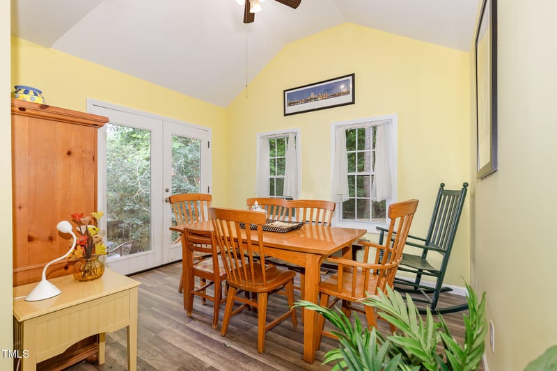 713 Saint Catherines Dr, Wake Forest, NC 27587