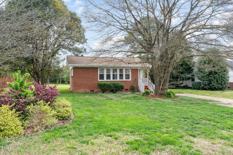 713 Tingen Rd, Apex, NC 27502