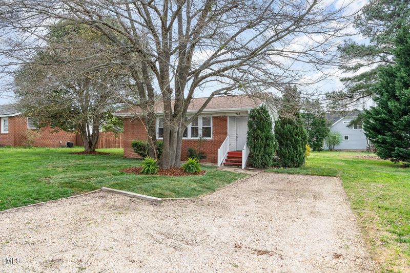 713 Tingen Rd, Apex, NC 27502