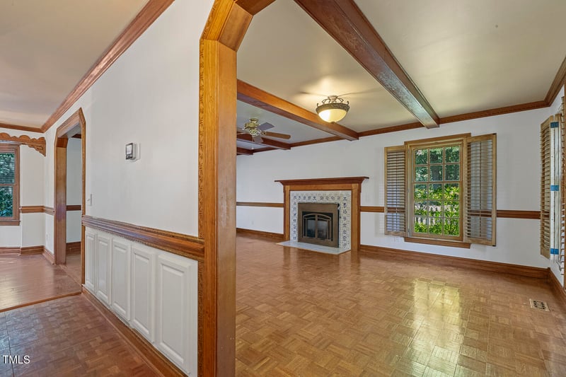 713 Valerie Dr, Raleigh, NC 27606