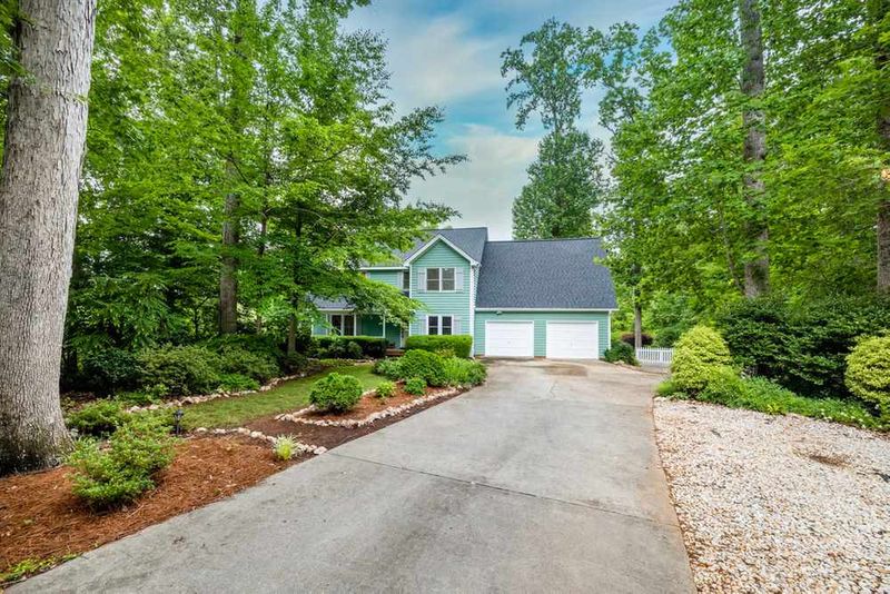 7133 Eastridge Dr, Apex, NC 27539