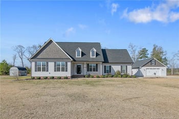 7136 Tabor Church Rd, Fayetteville, NC 28312