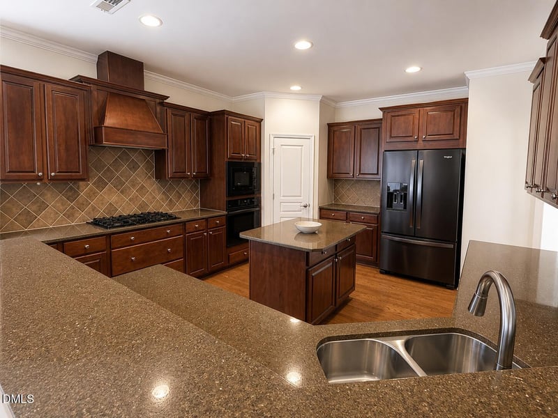 714 Arbor Brook Dr, Cary, NC 27519