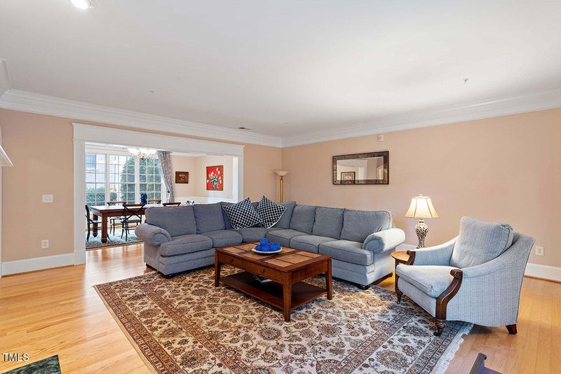 714 W Barbee Chapel Rd #714, Chapel Hill, NC 27517