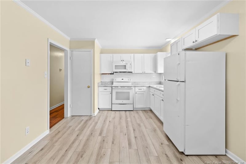 714 Bronco Ln, Fayetteville, NC 28303