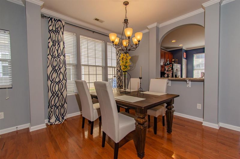 714 Bryant St, Raleigh, NC 27603