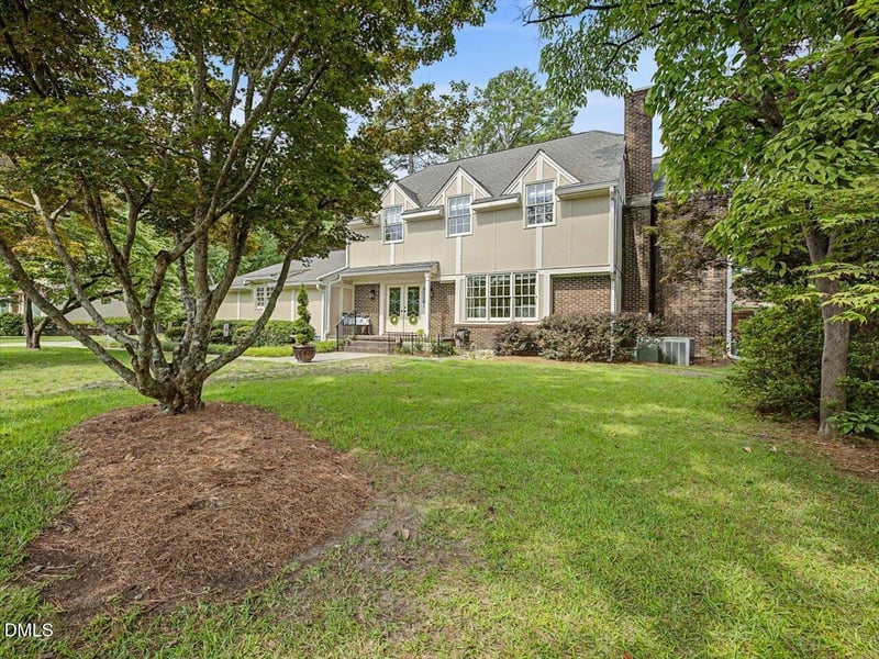 714 Chestnut Dr, Smithfield, NC 27577