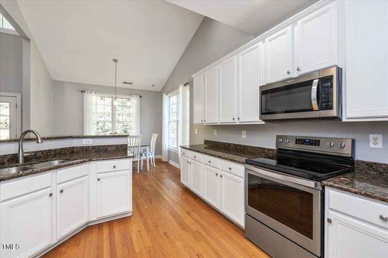 714 Continental Dr, Durham, NC 27712