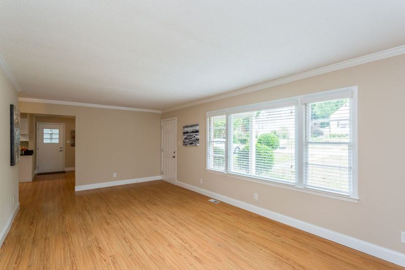 714 New Rd, Raleigh, NC 27603