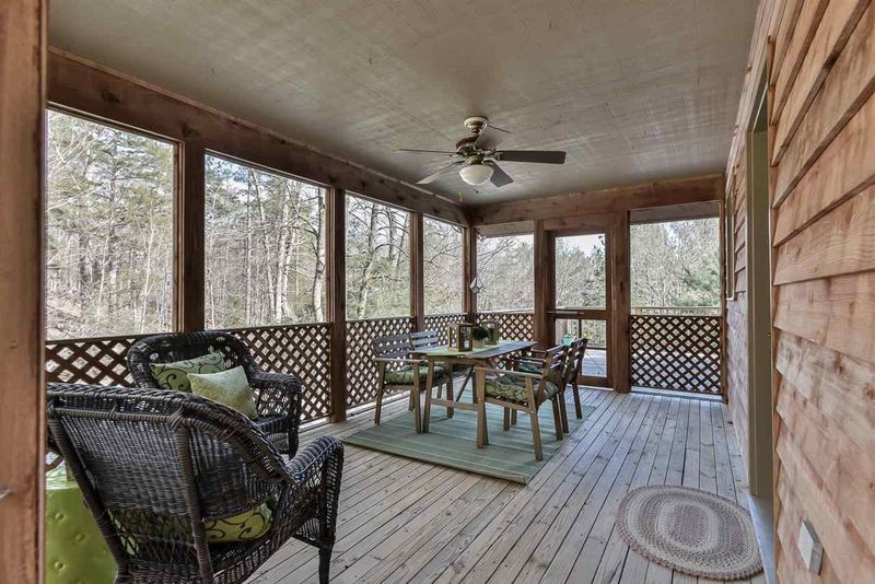 714 Old Stonehouse Rd, Chapel Hill, NC 27516