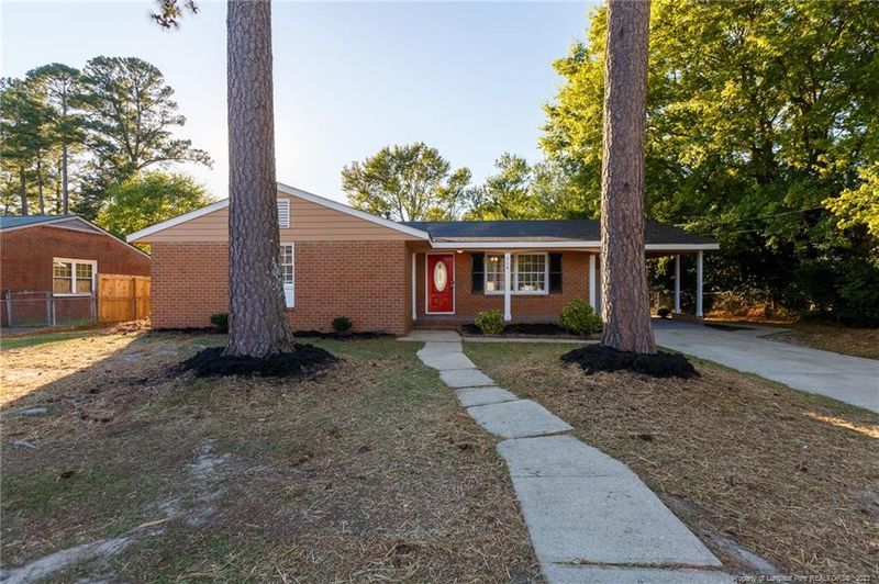 714 Rock Spring Rd, Fayetteville, NC 28314