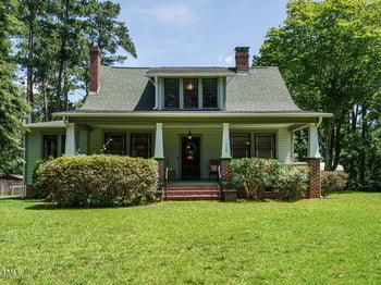 714 Spring Ln, Sanford, NC 27330