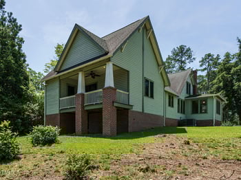 714 Spring Ln, Sanford, NC 27330
