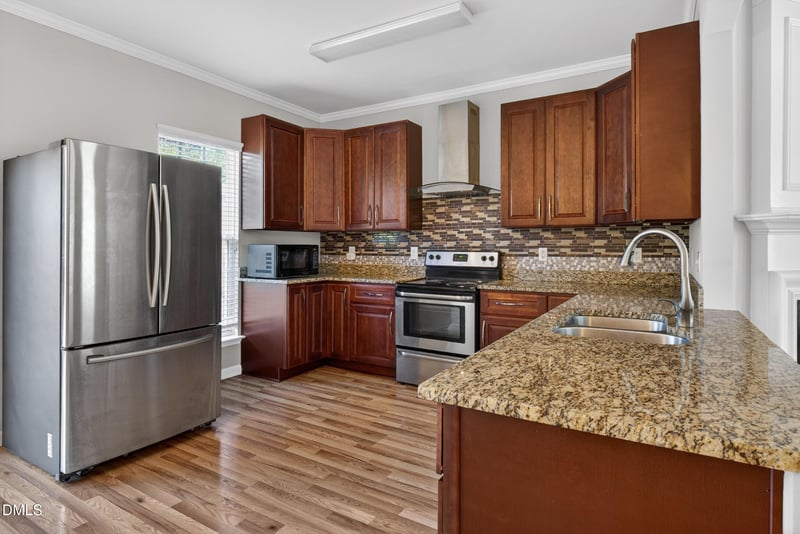 714 Sutter Gate Ln, Morrisville, NC 27560