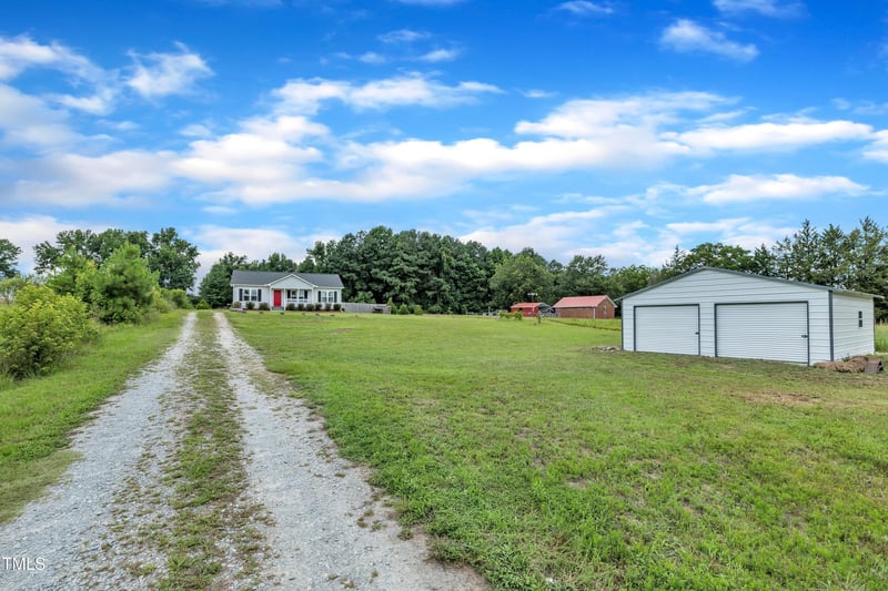 714 Thompson Rd, Four Oaks, NC 27524