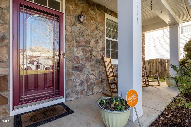 714 Weathervane Dr, Durham, NC 27703