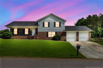 7140 Woodmark Dr, Fayetteville, NC 28314