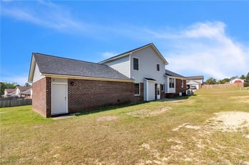 7140 Woodmark Dr, Fayetteville, NC 28314