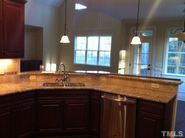 7144 Aventon Glen Dr, Wake Forest, NC 27587