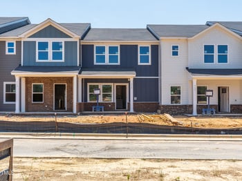 715 Chandler Stone Dr, Zebulon, NC 27597