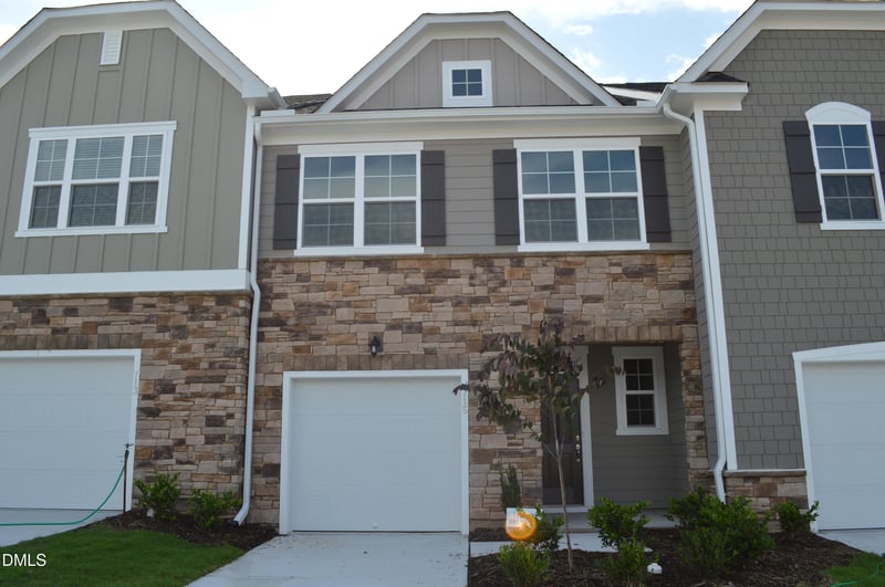 715 Crimson Sage Ln, Cary, NC 27519