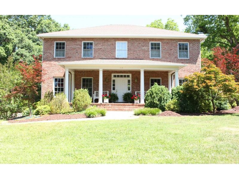 715 W Davis, Burlington, NC 27215