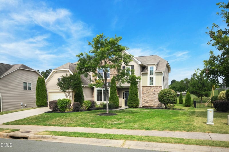 715 Fairway Dr, Mebane, NC 27302