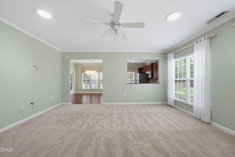 715 Finnbar Dr, Cary, NC 27519
