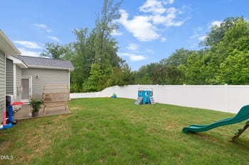 715 Lakemont Dr, Clayton, NC 27520