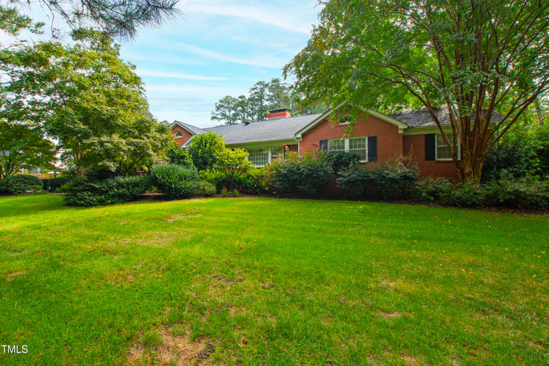 715 Powell Dr, Raleigh, NC 27606