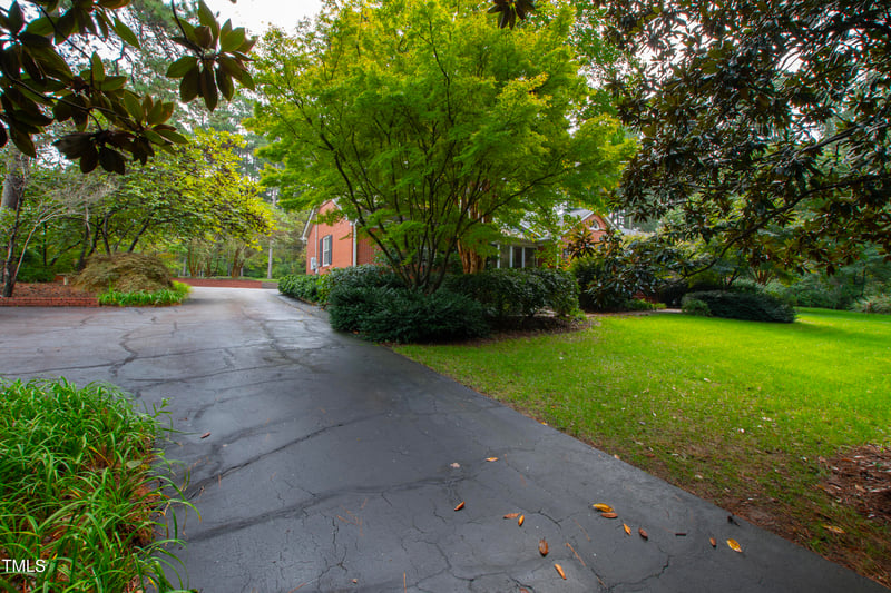 715 Powell Dr, Raleigh, NC 27606
