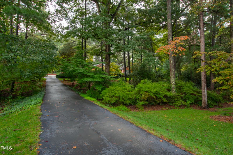 715 Powell Dr, Raleigh, NC 27606